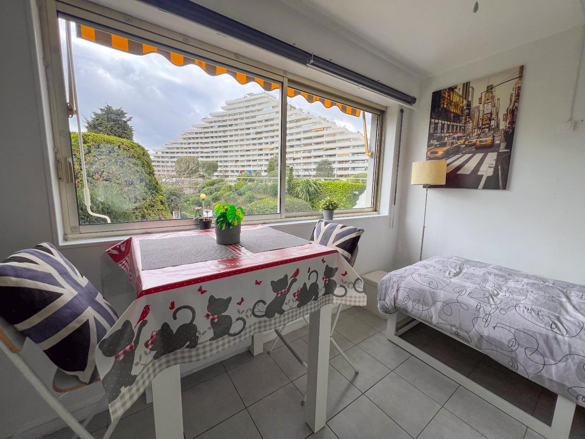 Apartment La Studette Marina 06 *